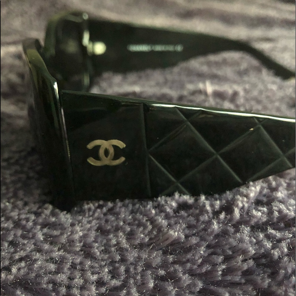 CHANEL Sunglasses